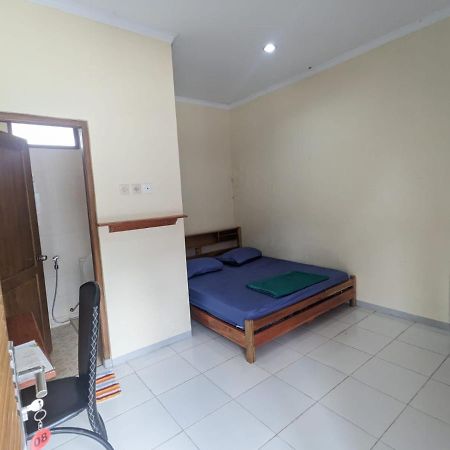 יוגיאקרטה Rumah Pagar Merah Homestay מראה חיצוני תמונה