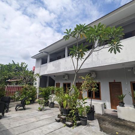 יוגיאקרטה Rumah Pagar Merah Homestay מראה חיצוני תמונה
